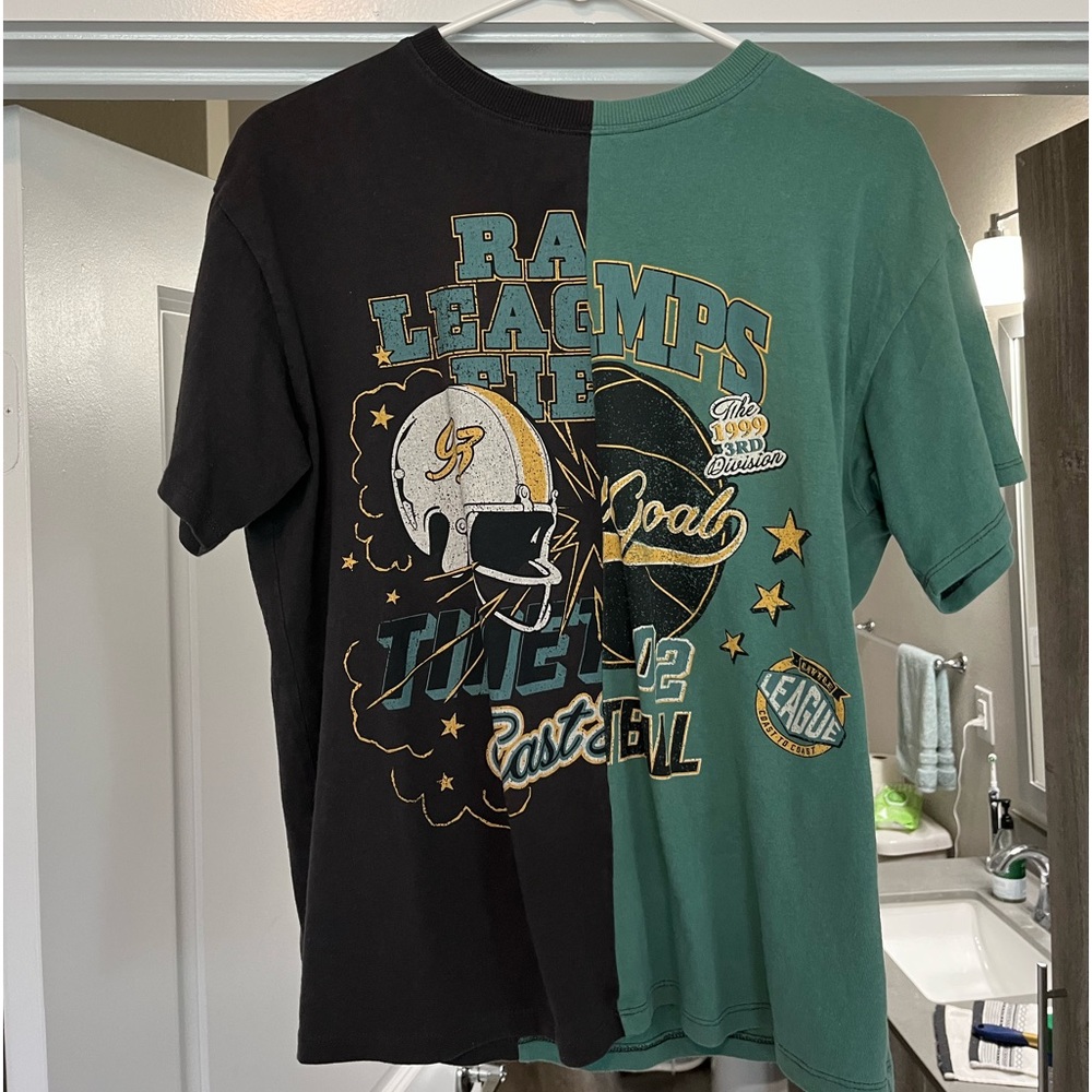 Women’s H&M tee